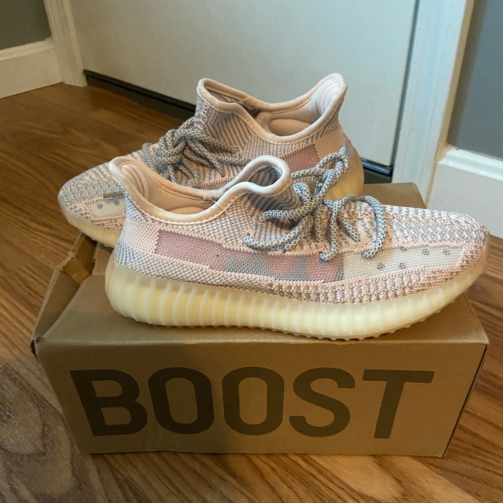 Yeezy Boost 350 V2 SYNTH (non reflective)